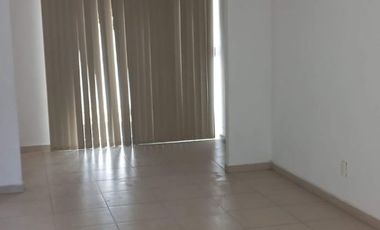 RENTA DE CASA PASEO ARBOLEDA A 45 MINUTOS DE SANTA FE