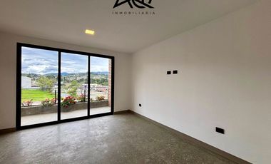 Casa de Lujo en venta en Loja sector Amable Maria