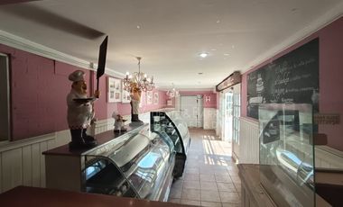 CASA COMERCIAL EN VENTA