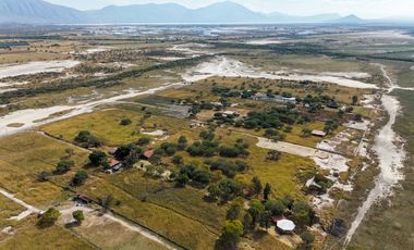 Terreno en venta en Villa Corona