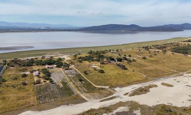 Terreno en venta en Villa Corona