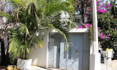 Amplia Casa en Venta en Ciudad Satélite