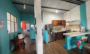 casa de venta en manta barrio costa azul