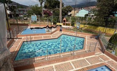 Se vende cuarto piso en Torres de Campo verde