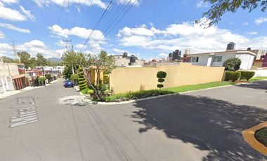 Inversión Segura y Rentable en Bienes Raíces, Casa en Col. Cumbria, Cuautitlán Izcalli, EDOMEX.