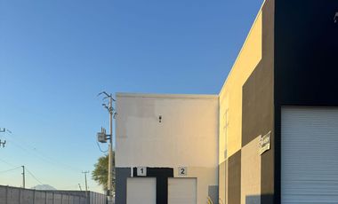 BODEGA NUEVA EN RENTA UBICACIÓN ESTRATÉGICA NORTE DE MONTERREY 2250 m²