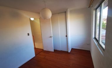 Peñaflor Arriendo Preciosa Casa 3D 2B en Condominio Las Flores