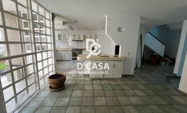 SE RENTA CASA EN ARBOLEDAS