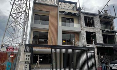 casas y edificios en venta en zonas comerciales sectores estadio centro histórico batán san Sebastián con locales oficinas y departamentos