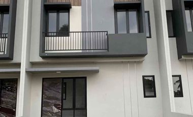 Rumah 2 Lantai Siap Huni Dekat Stasiun Serpong dan Pasar Perumpung