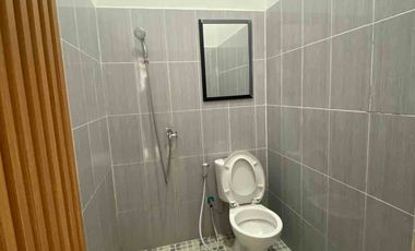 Rumah 2 Lantai Siap Huni Dekat Stasiun Serpong dan Pasar Perumpung