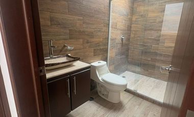 CASA EN RENTA, EN FRACC. BOSQUE SAN DIEGO, SAN PEDRO CHOLULA, PUEBLA.