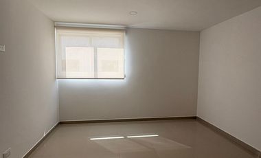 CASA EN RENTA, EN FRACC. BOSQUE SAN DIEGO, SAN PEDRO CHOLULA, PUEBLA.