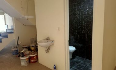 SEWA ATAU JUAL RUKO STRATEGIS BABATAN PANTAI  NOL JALAN RAYA KENJERAN DEKAT BANK BCA