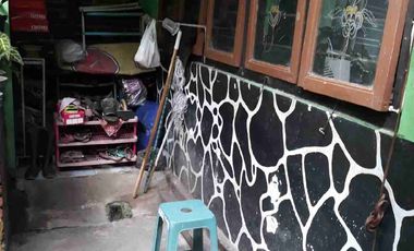 Rumah Murah 2 Lantai Pinggir Jalan Besar Bonus 2 Toko