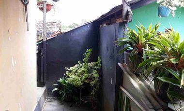 Rumah Murah 2 Lantai Pinggir Jalan Besar Bonus 2 Toko