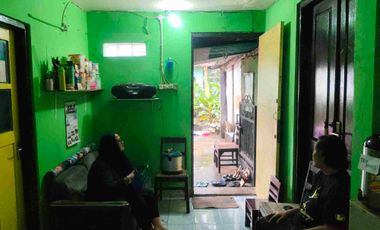 Rumah Murah 2 Lantai Pinggir Jalan Besar Bonus 2 Toko