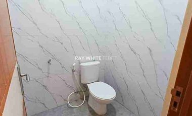 Disewakan Ruko Hadap Jalan Satrio 3,5 Lantai - Setiabudi, Jaksel