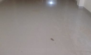 Disewakan Ruko 3,5 Lantai Siap Pakai Di Kecamatan Jatinegara. Jakarta Timur. Dekat stasiun KRL