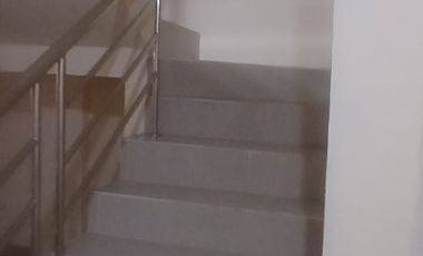 Disewakan Ruko 3,5 Lantai Siap Pakai Di Kecamatan Jatinegara. Jakarta Timur. Dekat stasiun KRL