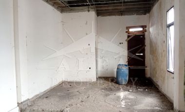 Sewa Murah Ruko Gandeng 3 Lantai SHM Dekat Sekolah dan Kantor