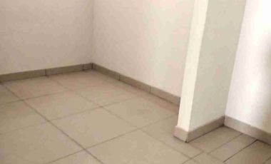 Vendo Oficina en Surco de 192 m2 frente a la Estación Ayacucho Ref. Tomás Marsano con Ayacucho