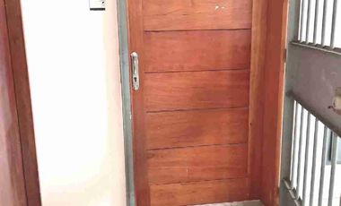Vendo Oficina en Surco de 192 m2 frente a la Estación Ayacucho Ref. Tomás Marsano con Ayacucho