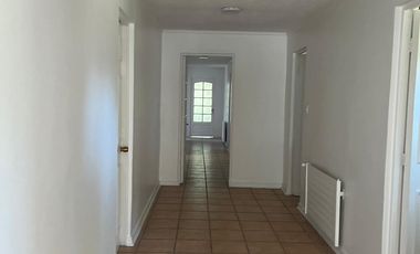 Arriendo casa grande en parcela de 5000 aprox...