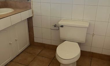 Arriendo casa grande en parcela de 5000 aprox...