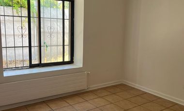 Arriendo casa grande en parcela de 5000 aprox...