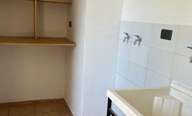 Arriendo casa grande en parcela de 5000 aprox...