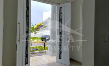 Jual Sewa Cepat Rumah Baru Cluster Mewah 2 Lantai Hook Sisa Tanah