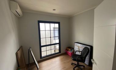 Rumah 3 Lantai American Classic Di Sutera Winona - Alam Sutera