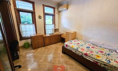 Rumah Bagus dan Asri di Pondok Indah, Jakarta Selatan.