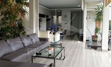 Jual Rumah Mewah 2 Lantai Furnish Siap Huni