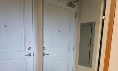 FOR SALE: WEST PARC–CEDAR CONDO UNIT WITH PARKING SLOT @ North Gate, Alabang, Muntinlupa City