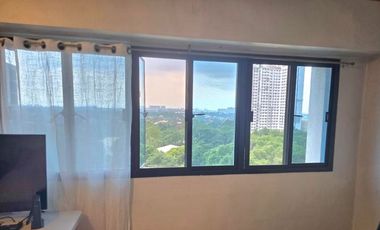 FOR SALE: WEST PARC–CEDAR CONDO UNIT WITH PARKING SLOT @ North Gate, Alabang, Muntinlupa City