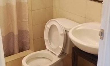 FOR SALE: WEST PARC–CEDAR CONDO UNIT WITH PARKING SLOT @ North Gate, Alabang, Muntinlupa City