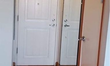 FOR SALE: WEST PARC–CEDAR CONDO UNIT WITH PARKING SLOT @ North Gate, Alabang, Muntinlupa City