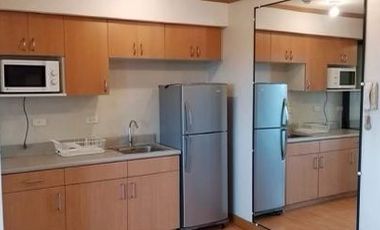 FOR SALE: WEST PARC–CEDAR CONDO UNIT WITH PARKING SLOT @ North Gate, Alabang, Muntinlupa City