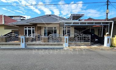 Sewa Rumah Bagus Luas Bebas Banjir Siap Huni Kawasan Aman Nyaman