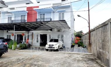 Jual Sewa Rumah 2 Lantai Posisi Hook Siap Huni Kawasan Bebas Banjir