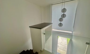CASA EN RENTA PARQUE ARETHA LOMAS DE ANGELÓPOLIS