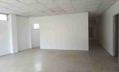 Urdesa,alquiler departamento 2do piso alto,  3 dormitorios , parqueo abierto