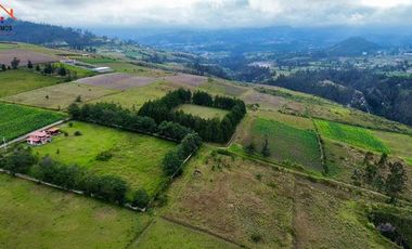 Terreno de venta en Otavalo sector Lomatica, ideal para casa de campo