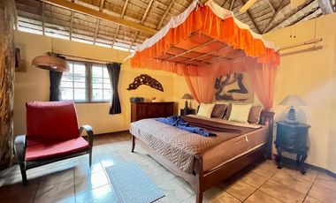 Balinese-Inspired Tropical Property with 3 Bedrooms, 3 Bathrooms and Naga Crest Mountain View