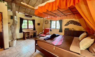 Balinese-Inspired Tropical Property with 3 Bedrooms, 3 Bathrooms and Naga Crest Mountain View