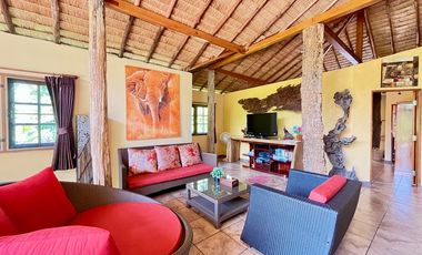Balinese-Inspired Tropical Property with 3 Bedrooms, 3 Bathrooms and Naga Crest Mountain View