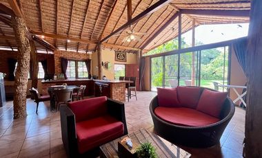 Balinese-Inspired Tropical Property with 3 Bedrooms, 3 Bathrooms and Naga Crest Mountain View
