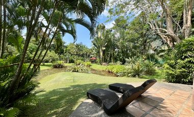 Balinese-Inspired Tropical Property with 3 Bedrooms, 3 Bathrooms and Naga Crest Mountain View